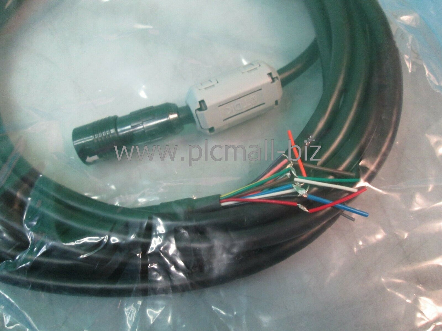 FQ-WD005 Omron connecting cables Brand new