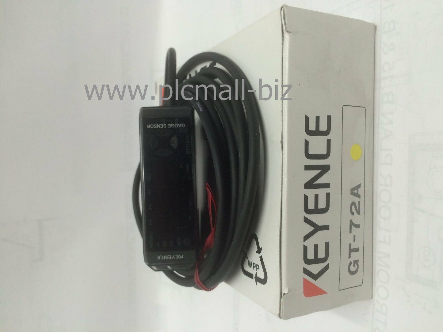 GT-72A KEYENCE Laser displacement sensor Brand New