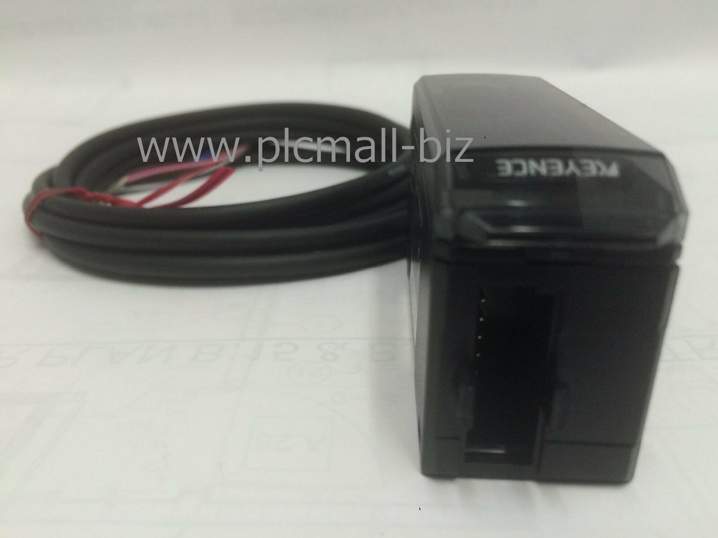 GT-72A KEYENCE Laser displacement sensor Brand New