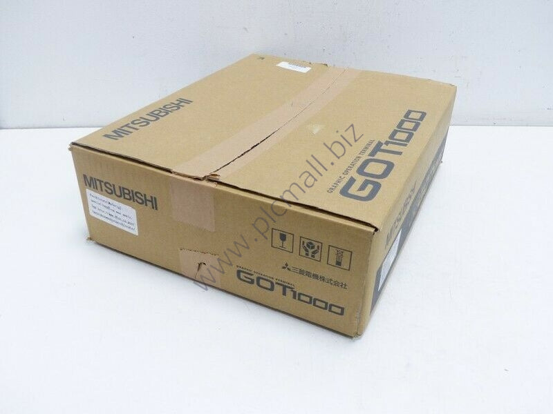 GT1685M-STBD Mitsubishi-Touch Screen  NEW IN BOX  Fast transportation