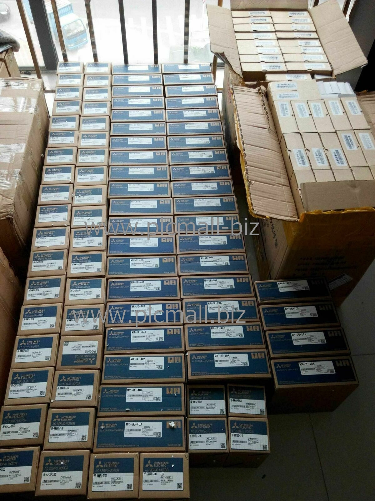 HF204BS Mitsubishi servo motor Brand new