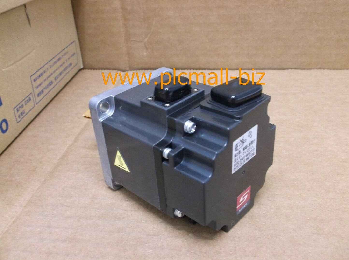 HF-KE23KW1-S100 Mitsubishi servo motor  Brand New