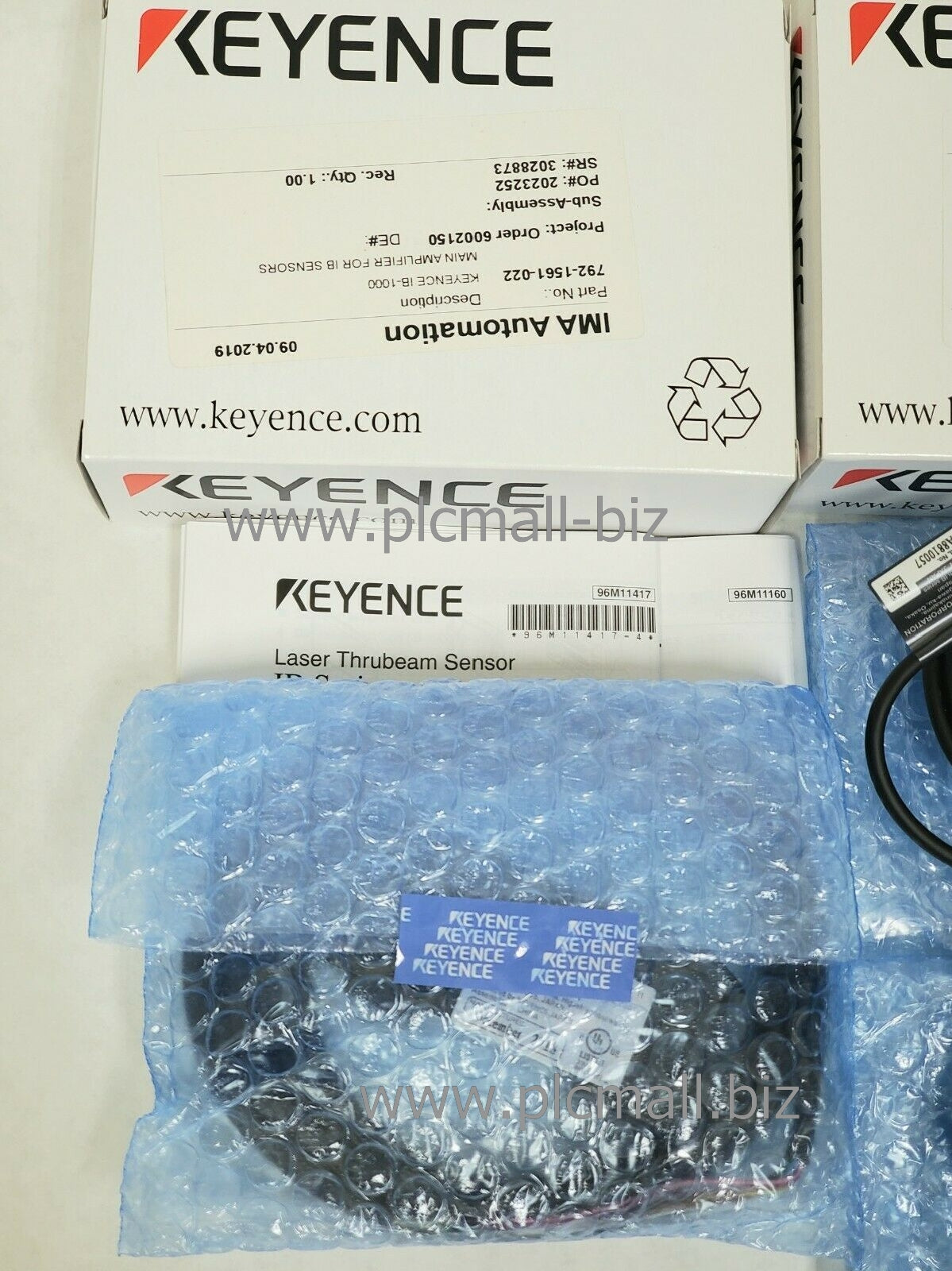 IB-05 KEYENCE Laser discrimination sensor  Brand New