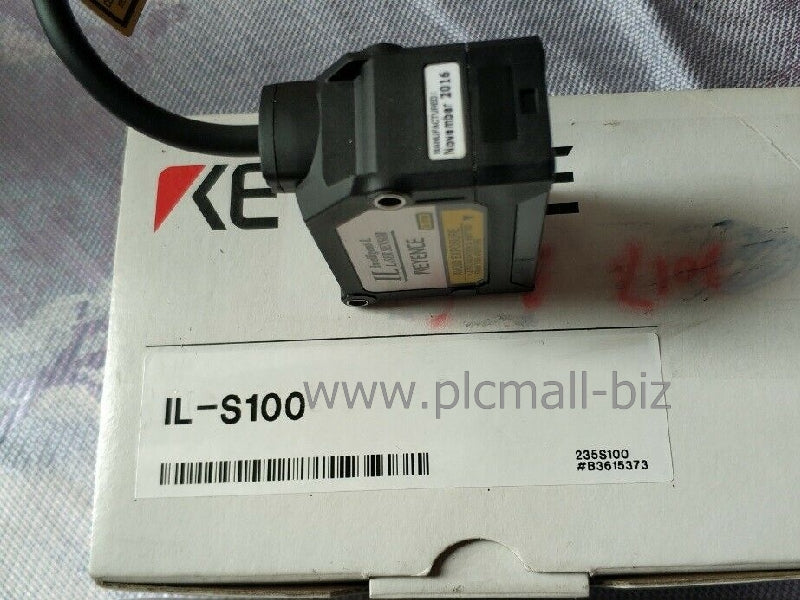 IL-S100 KEYENCE Laser displacement sensor Brand New