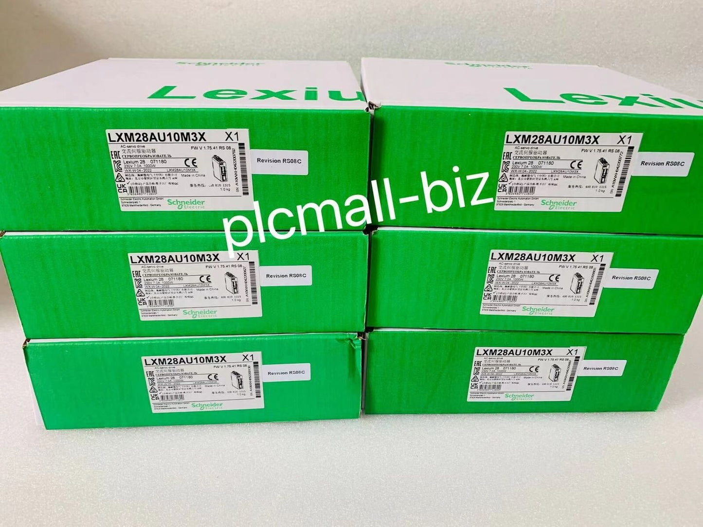 LXM28AU10M3X Schneider servo drive brand new