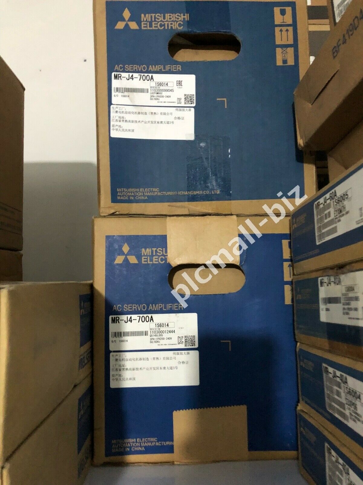 MR-J4-700A Mitsubishi server Driver Brand new