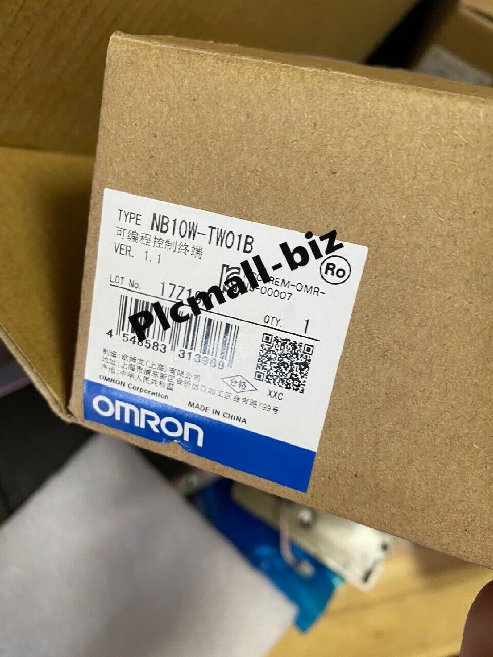 NB7W-TW01B Omron touch screen Brand New