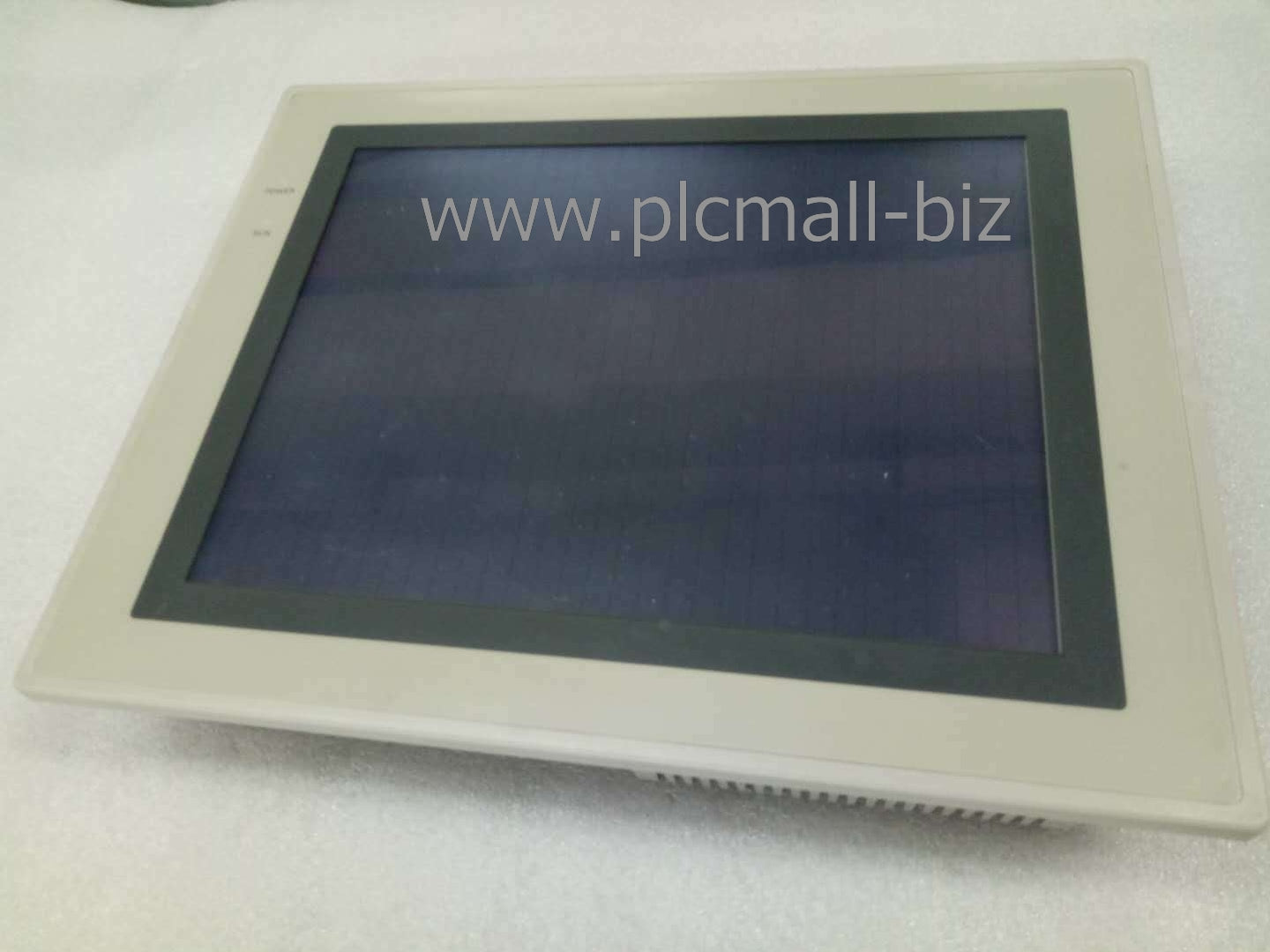 NT631C-ST141-EV2 Omron touch screen Brand new