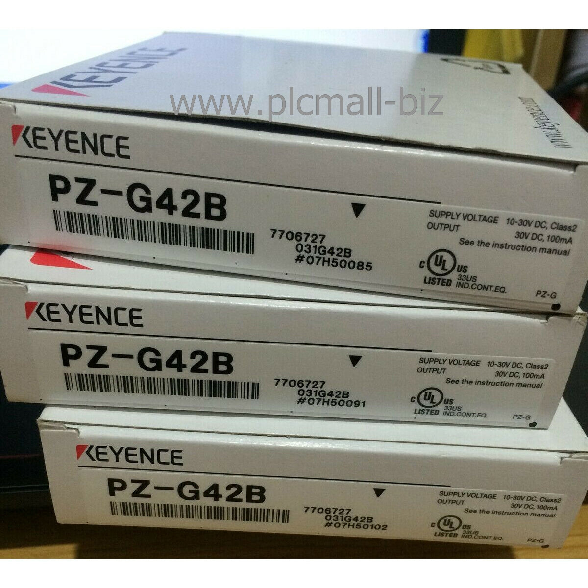 PZ-G42B KEYENCE Photoelectric switch sensor Brand new