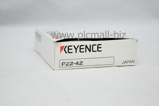 PZ2-42 KEYENCE Photoelectric switch sensor Brand new