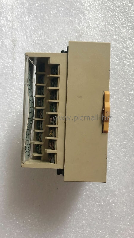 SRT2-ID08 Omron plc module Brand new