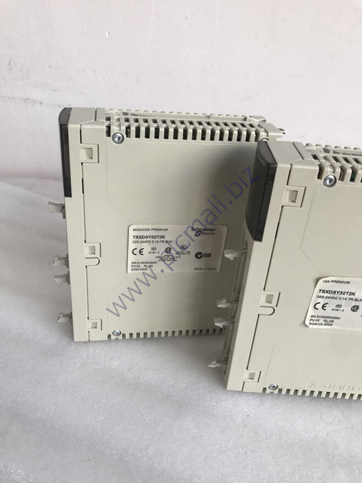 TSXDSY32T2K Schneider discrete output module Modicon Premium - used