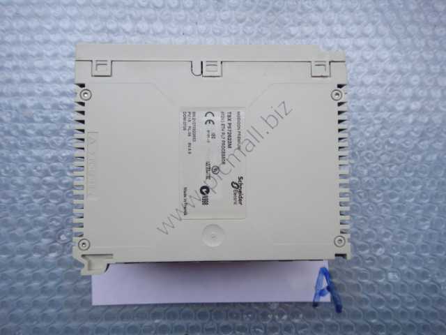 TSXP572623M Schneider double-format PL7 processor - transparent ready - used