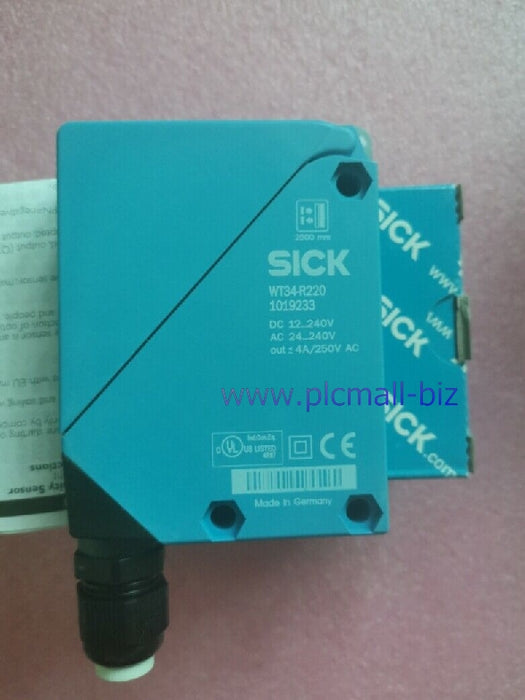 WT34-R220 1019233 SICK Photoelectric switch  Brand New